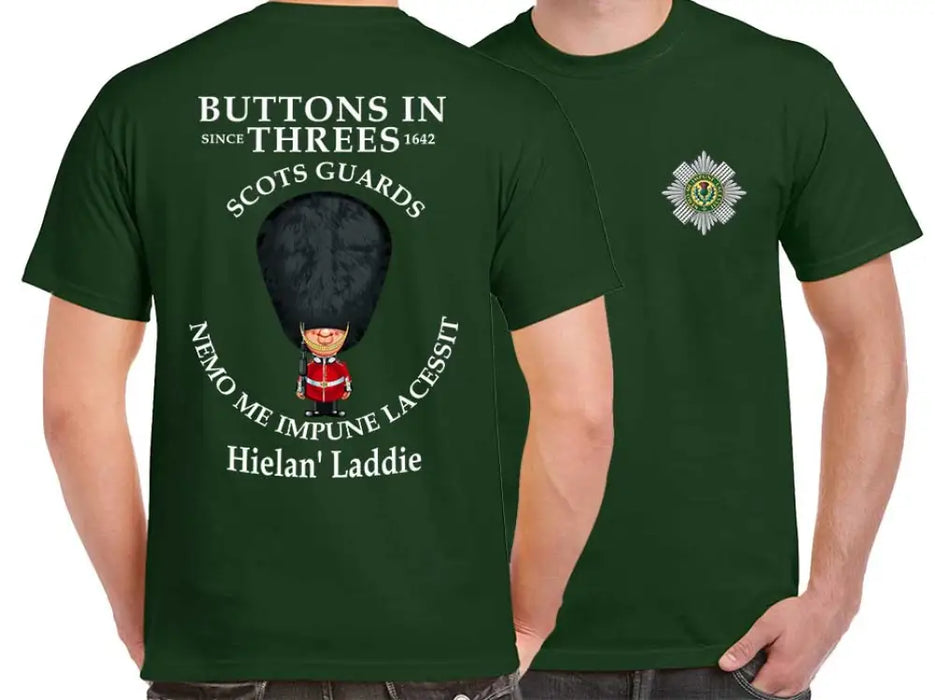 SCOTS GUARDS BUTTONS IN THREE'S DOUBLE PRINT T-Shirt